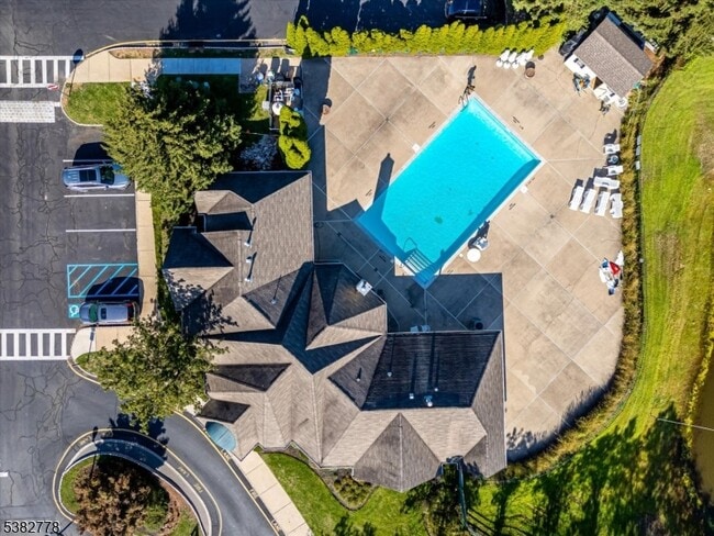 Building Photo - 913 Del Negro Ct