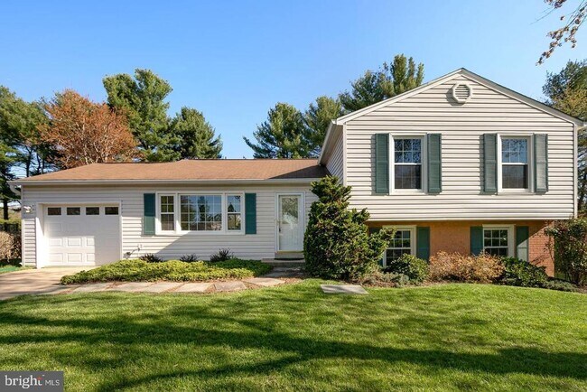 Building Photo - 9530 Ashbourn Dr