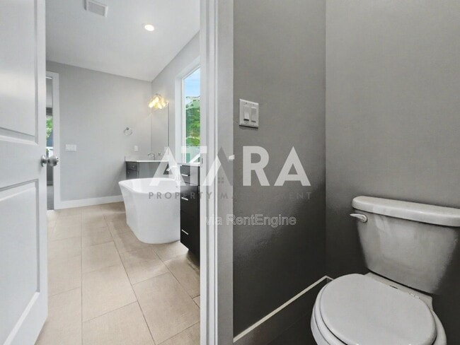 Building Photo - 9167 S Galette Ln