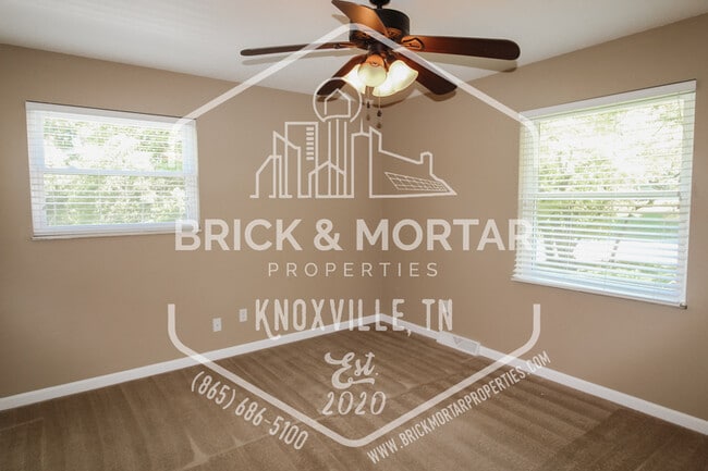 Building Photo - 3201 Brooks Ave