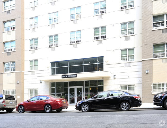 entrance - Webster Commons