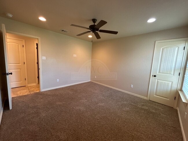 Building Photo - 5800 Luminous Ln