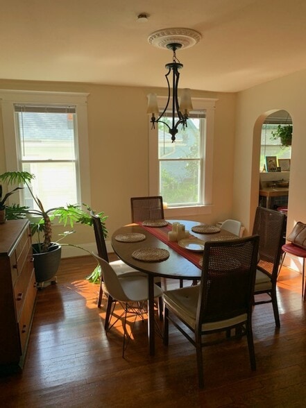 Building Photo - 5 Murray Ave