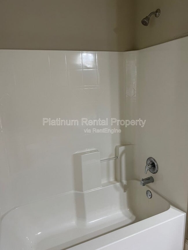 Building Photo - 4770 Leatherstone Way