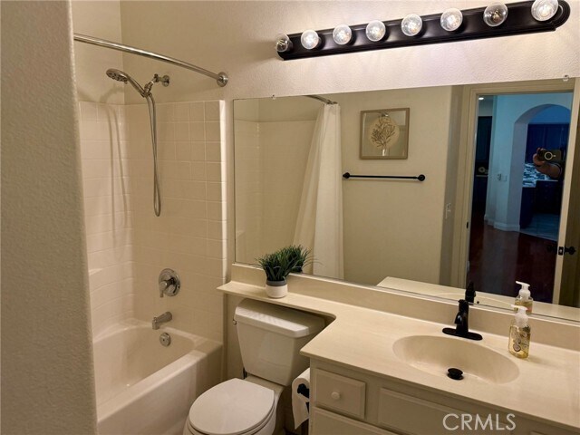 Building Photo - 39623 Bonaire Way