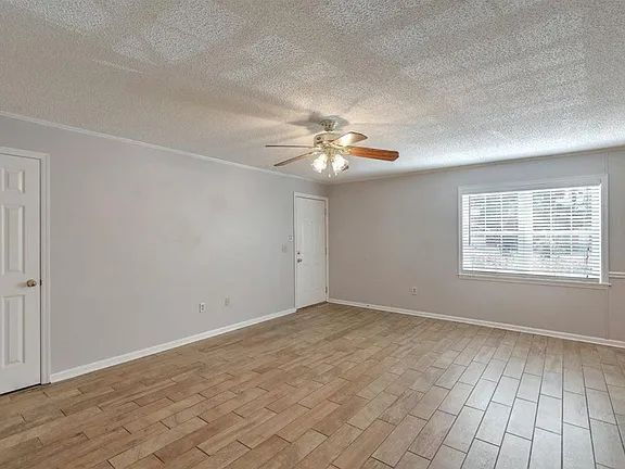 Building Photo - 109 Elmwood Ave