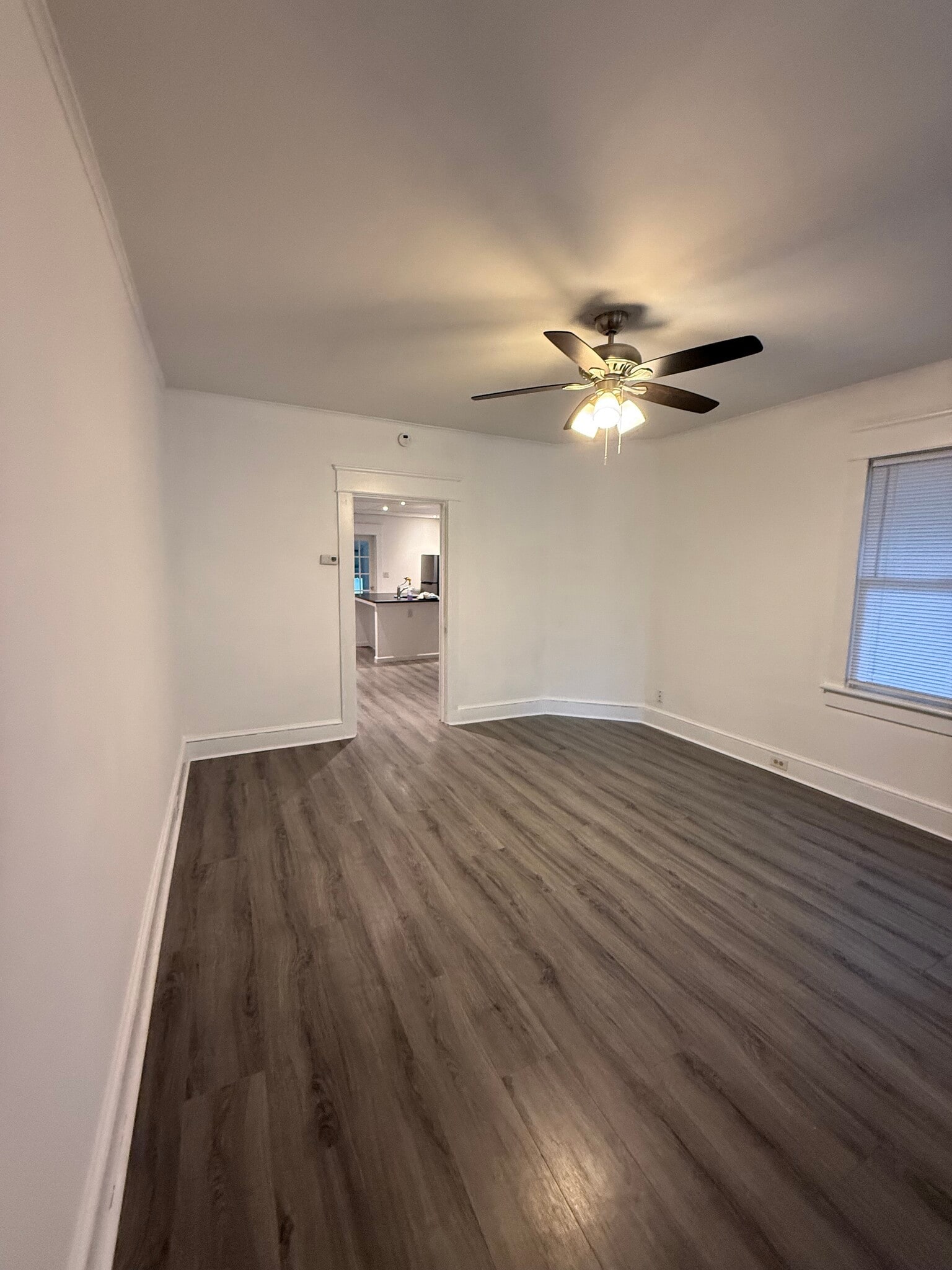 Building Photo - 87 Pine St