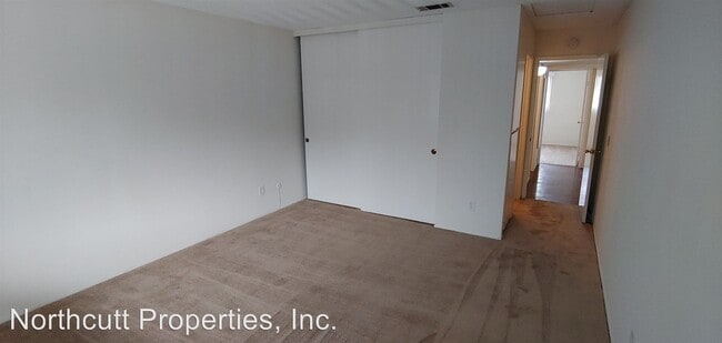 Building Photo - 4744 70th St