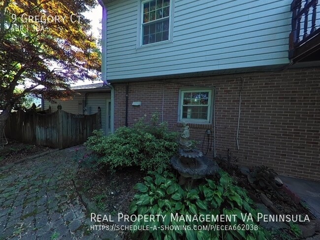 Building Photo - Single Home in Holiday Park of Hampton for...