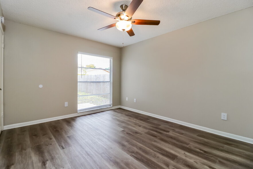 Building Photo - 1717 Cinnabar Ct