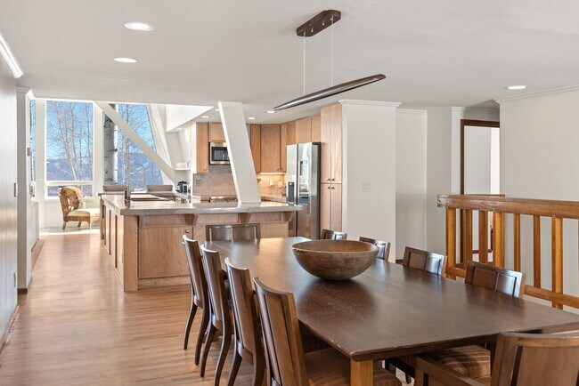 Building Photo - 126 Edgewood Ln