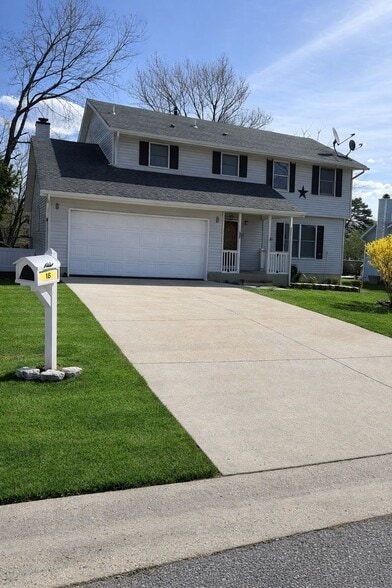 Building Photo - 15 Cedarbrook Ln