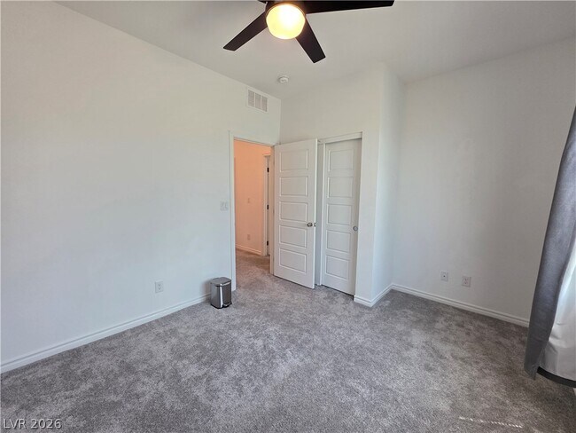 Building Photo - 2990 Overlook Brk St
