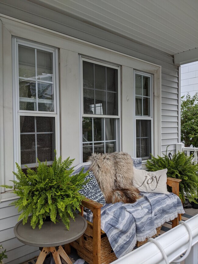 Building Photo - 6 Bagnal St