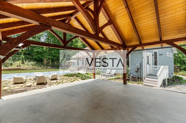 Building Photo - 26 Sellers Ln