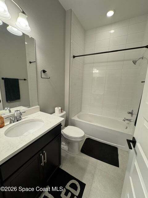 Building Photo - 3010 Avalonia Dr