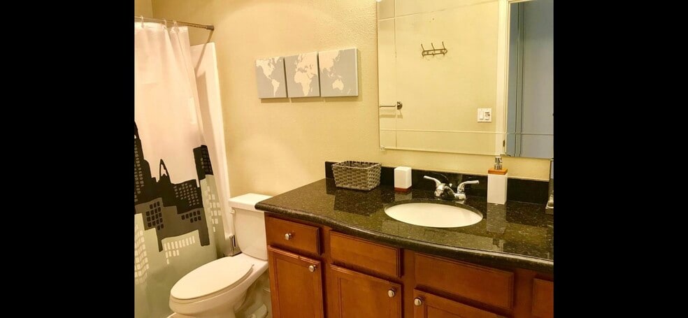 Building Photo - 37337 Sequoia Rd