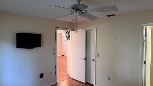 Building Photo - 4541 Mohican Trail