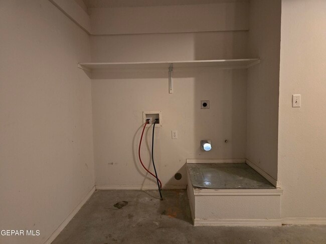 Building Photo - 14173 Smokey Point Dr
