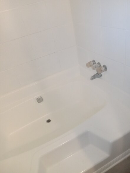 Building Photo - 799 Sage Ln NW