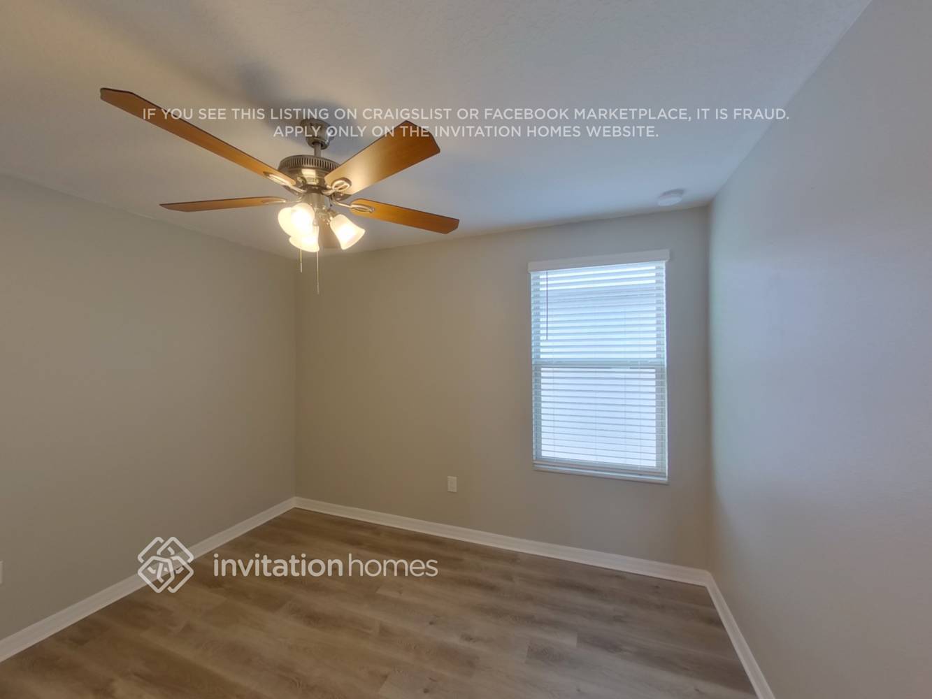 Building Photo - 10231 White Linen Ave