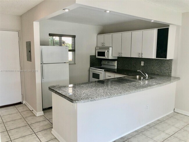 Building Photo - 7825 Camino Real