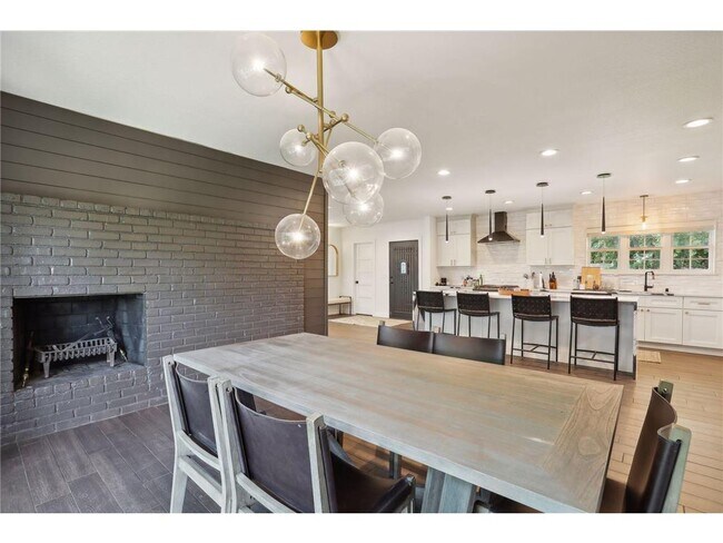 Building Photo - 6540 Navaho Trail
