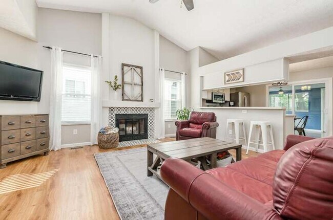 Building Photo - 3539 Westbay Dr