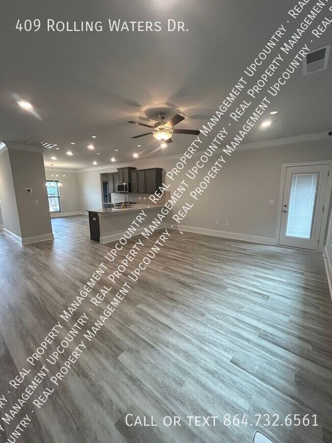 Building Photo - 409 Rolling Waters Dr