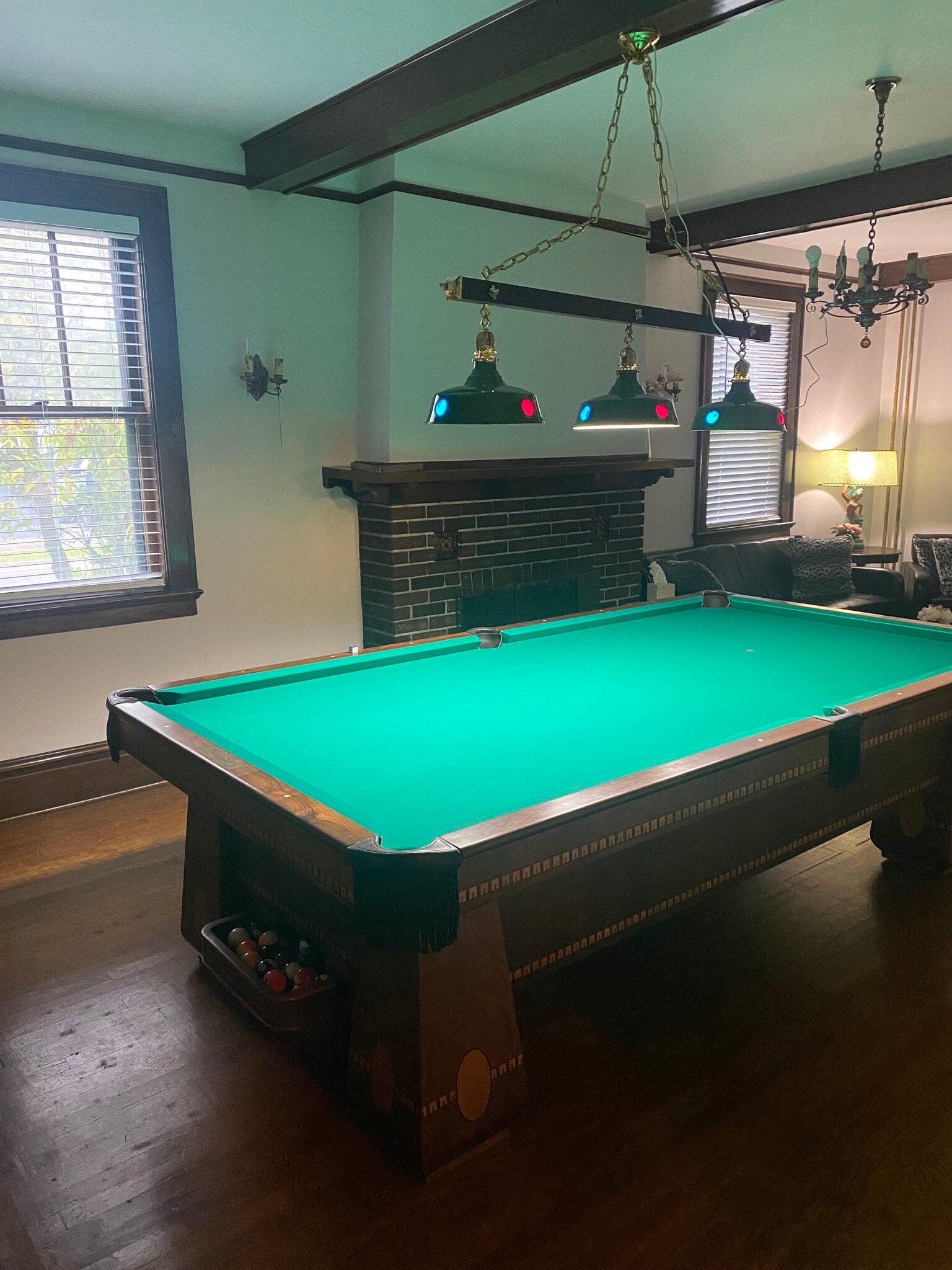 Building Photo - 301 Bingham Ave