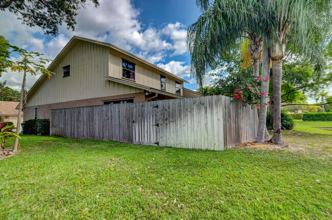 Building Photo - 11834 Donlin Dr