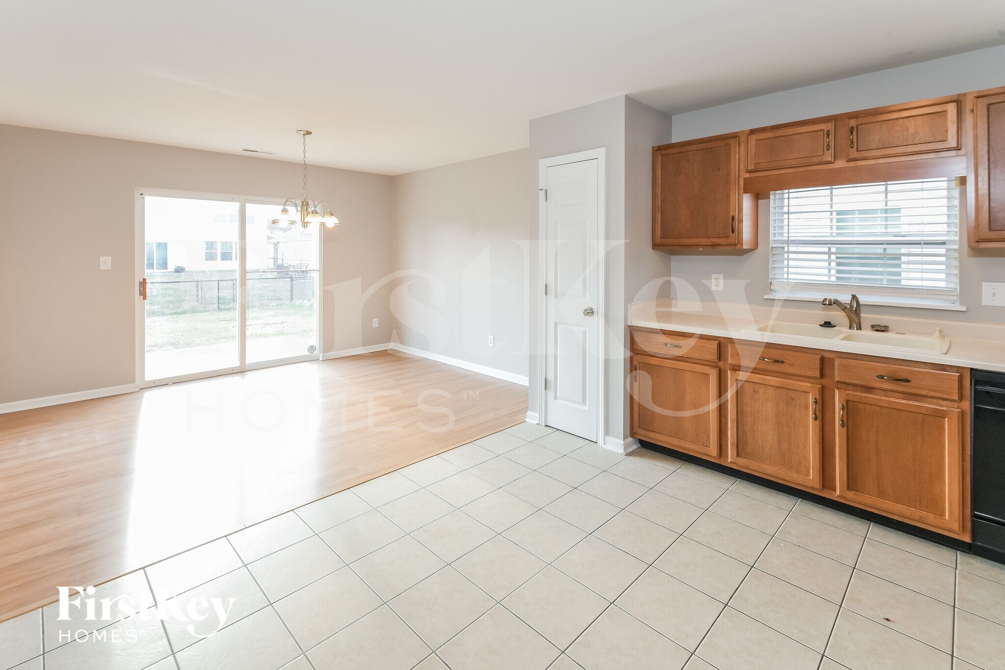 Building Photo - 2334 Layton Park Dr