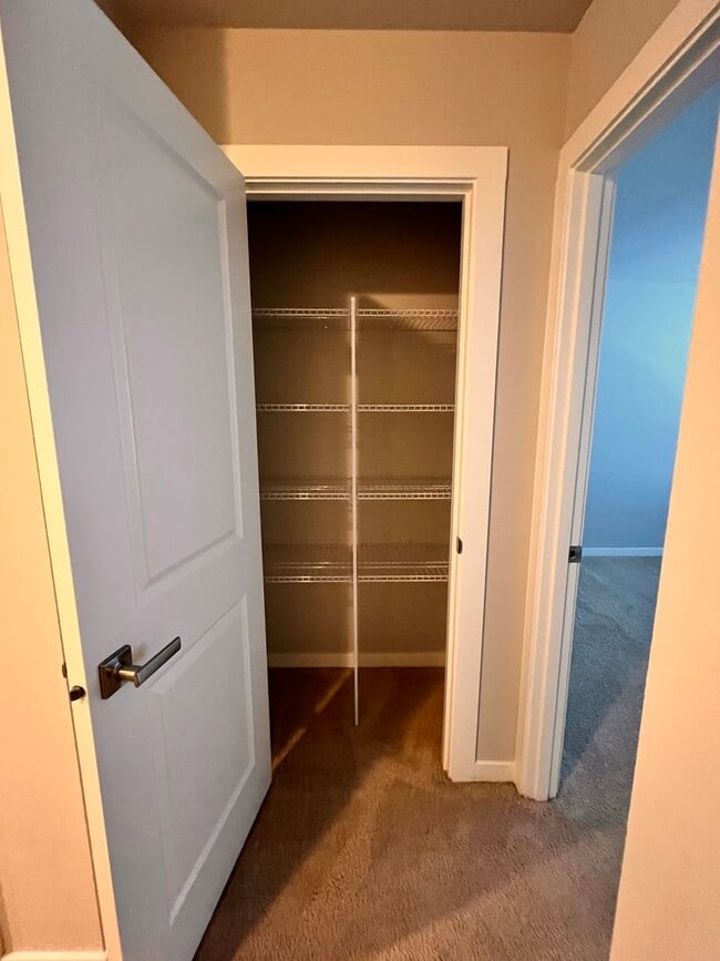 Building Photo - 3Bd/3Ba Lynnwood Townhouse