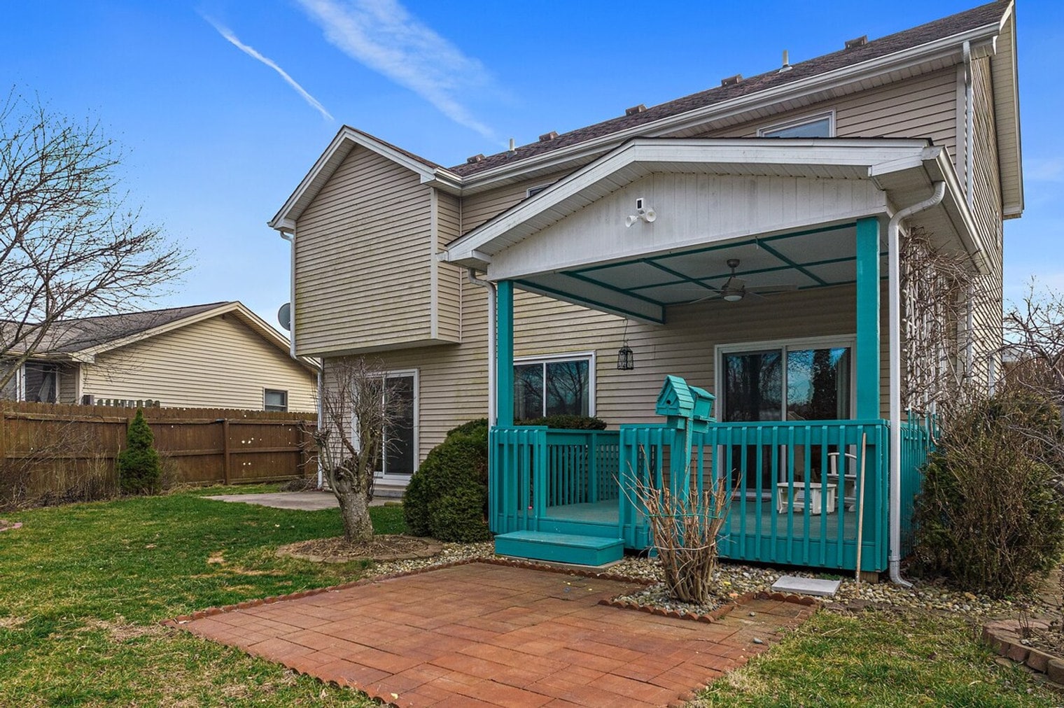 Building Photo - 2422 Cedar Crest Dr
