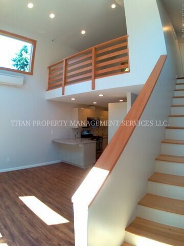 Building Photo - Modern 1BR+ Loft ADU with Private Fenced Yard & Gas Range
