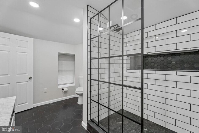 Building Photo - 4359 Fleming St