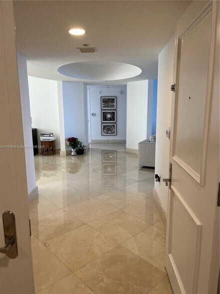 18911 Collins Ave # 2607 - 18911 Collins Ave