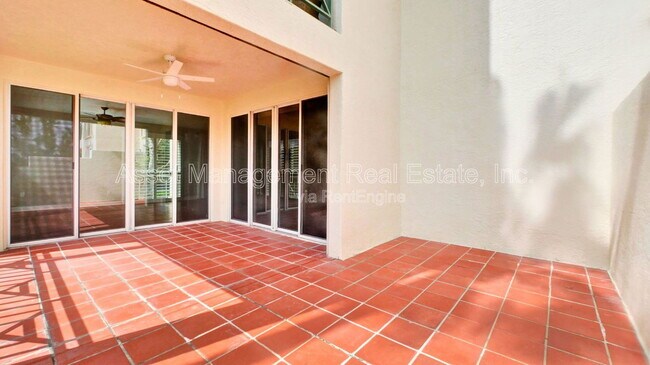 Building Photo - 4801 Osprey Dr S