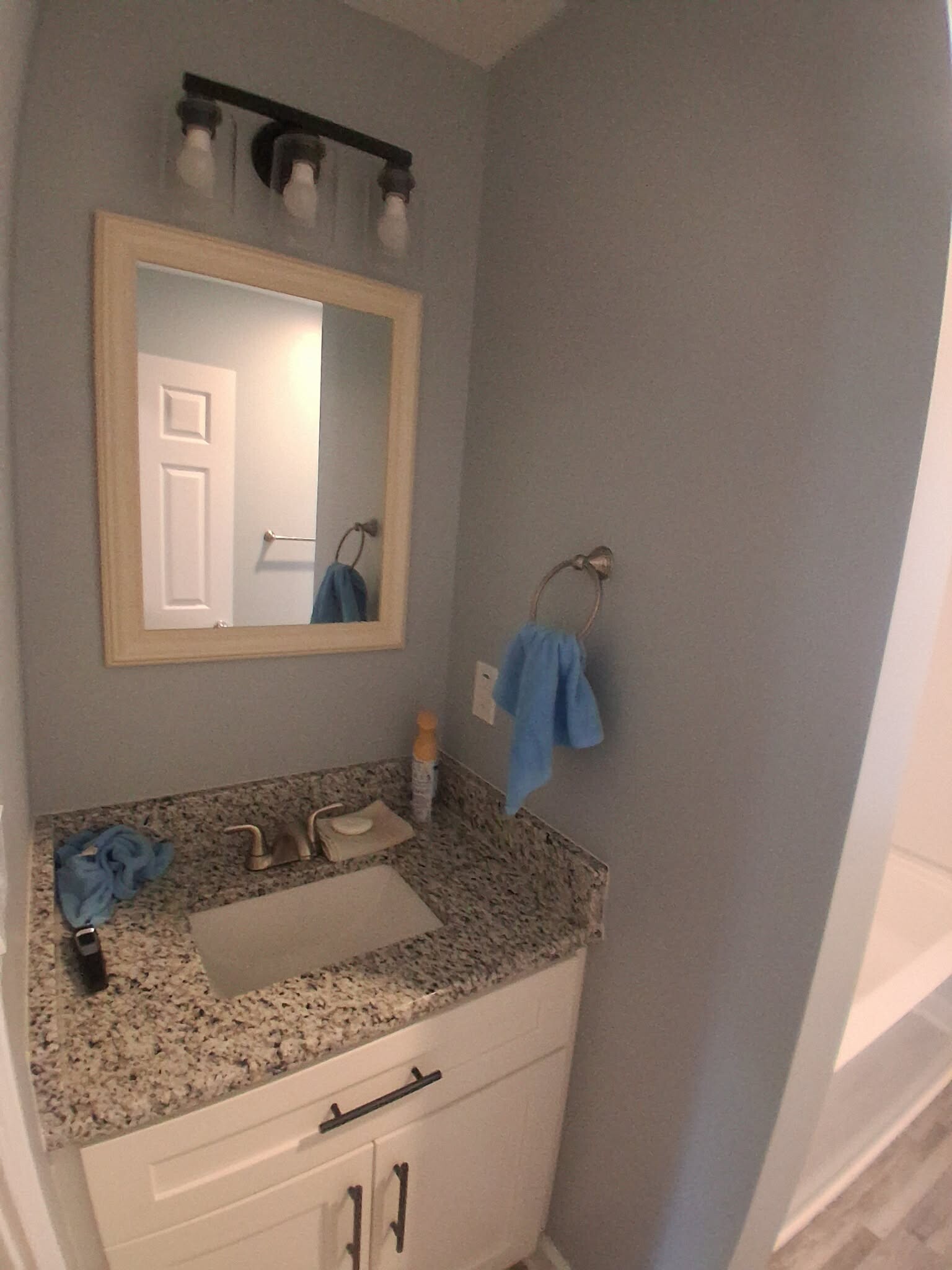 Building Photo - 104 Bay Colony Ct