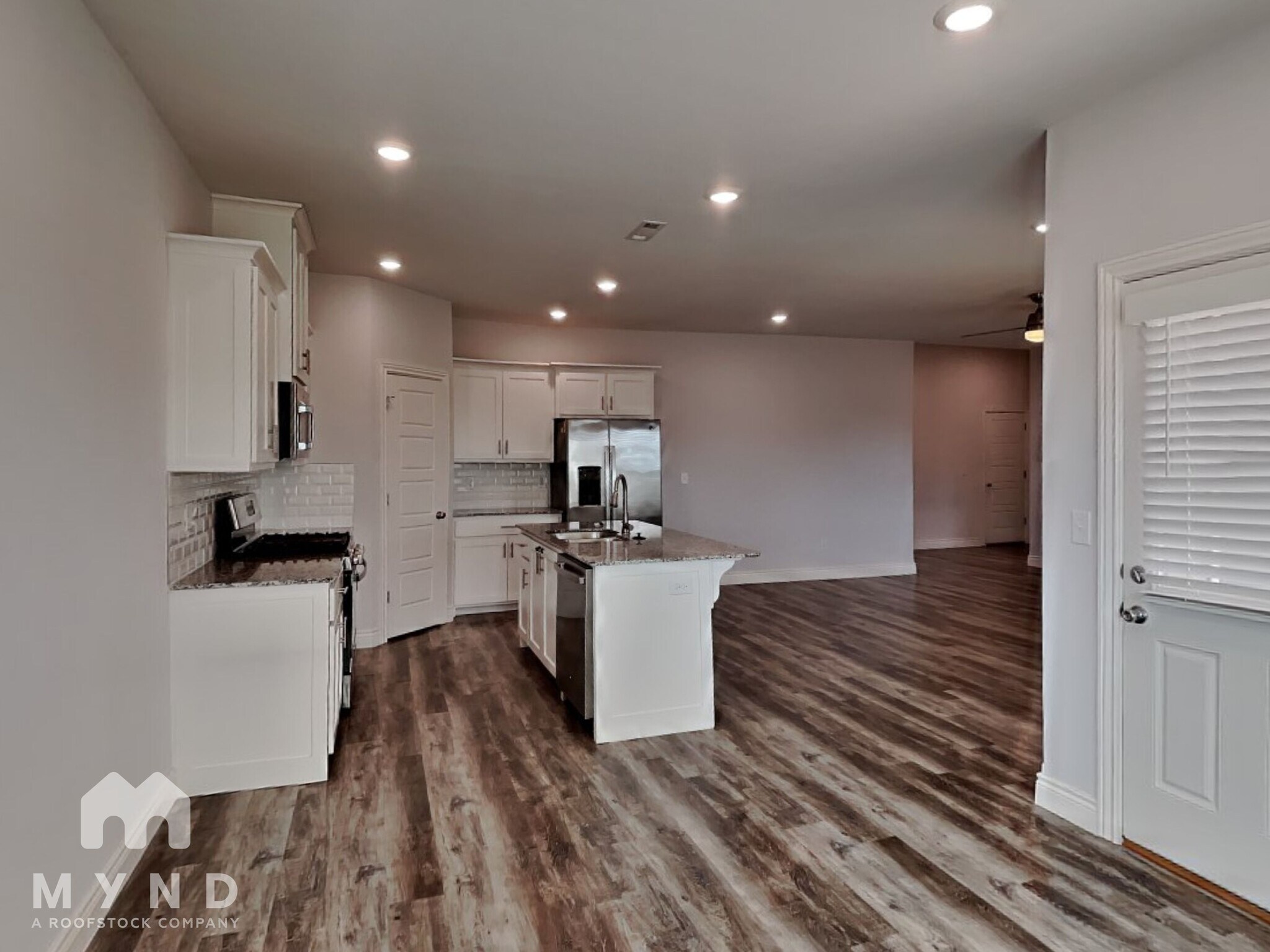 Building Photo - 1021 Pebble Pass