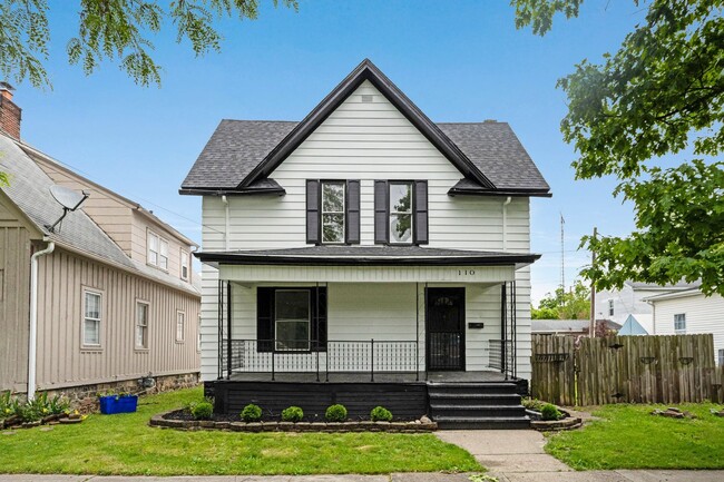 Primary Photo - 3 bedroom house in Kendallville! CHRISTMAS SPECIAL!!