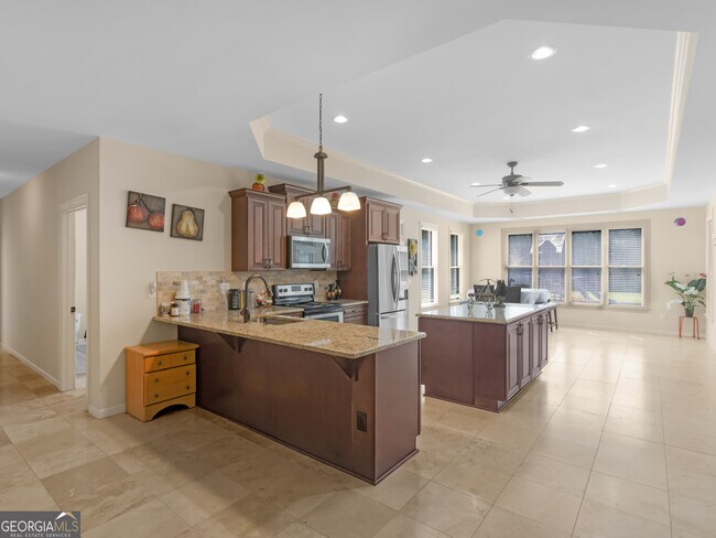 Building Photo - 1695 Whitley Rd