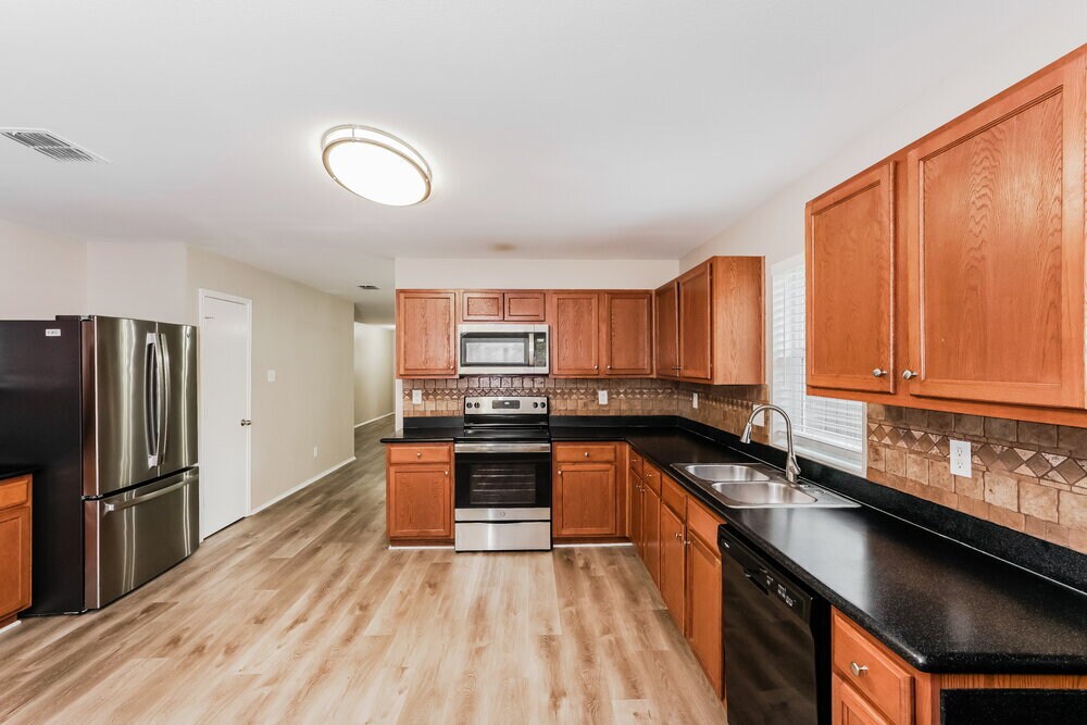 Building Photo - 4549 Lacebark Ln