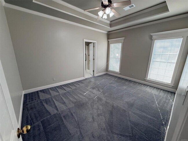 Building Photo - 601 Prairie View Dr