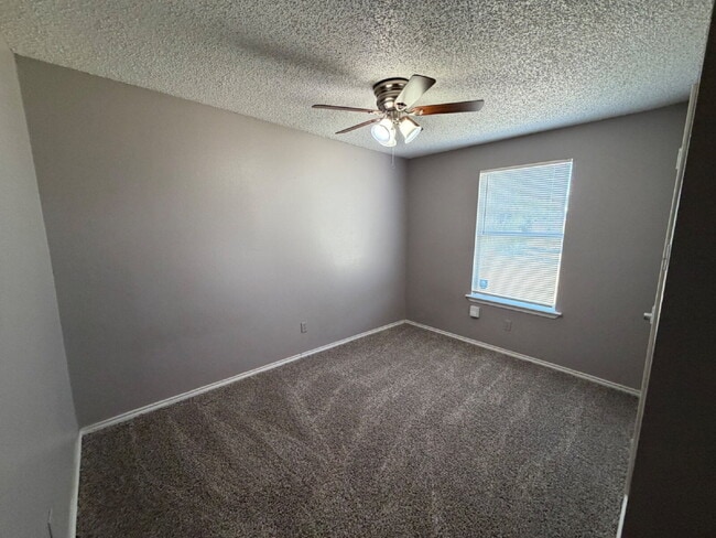 Building Photo - Spacious 4-bedroom House Could Be Your New Home!