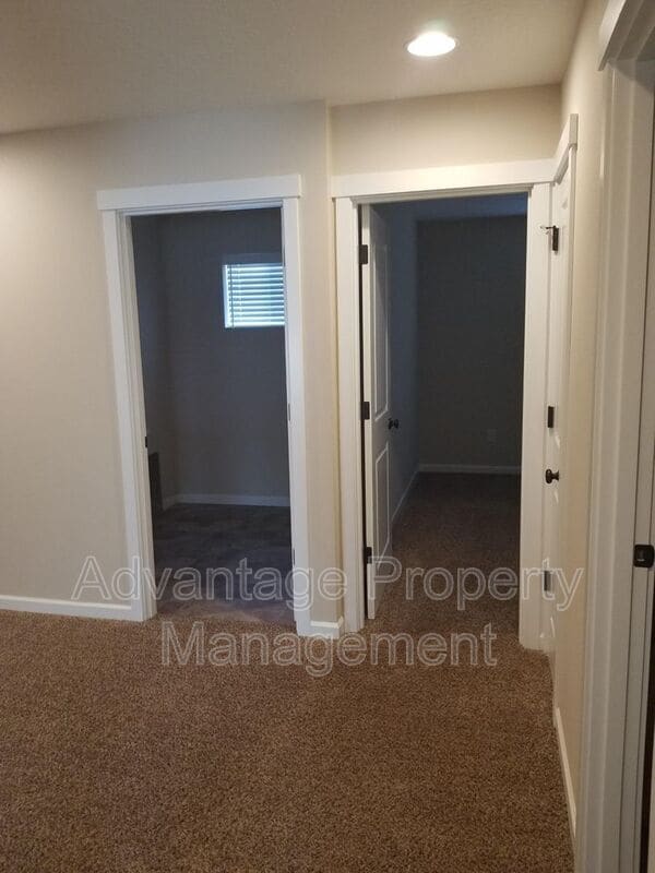 Building Photo - 5836 NE Chandra Ct