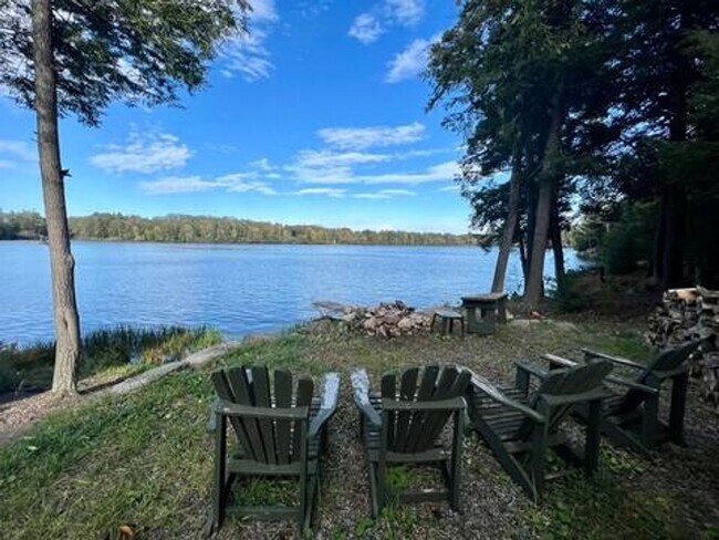 Building Photo - Charming 3BR House on Augur Lake 30 acre private property