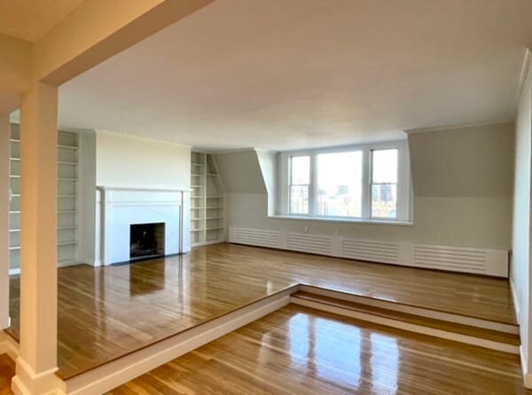 Building Photo - 122 Beacon St
