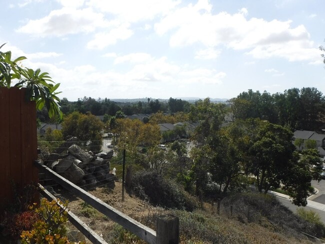 Building Photo - Home with View! 3 Bedroom 1.5 Bath Home,