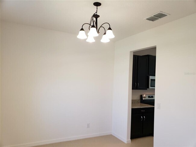 Building Photo - 806 Benjamin Trail